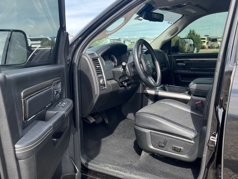 Used 2018 RAM 2500 Lone Star w/ Sport Appearance Group image 8