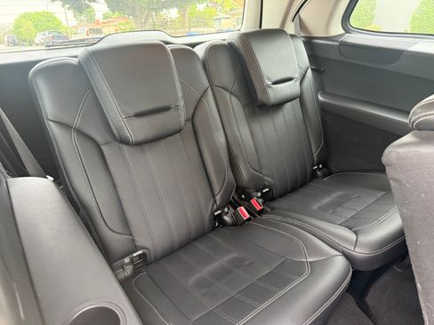 Used 2016 Mercedes-Benz GL 320 BlueTEC 4MATIC image 24