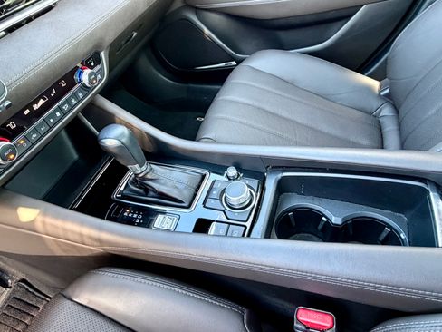 Used 2018 MAZDA MAZDA6 Signature image 9