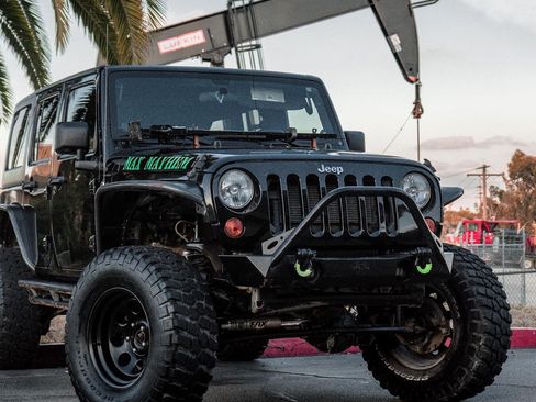 Used 2012 Jeep Wrangler Unlimited Sport AWD/4WD image 10