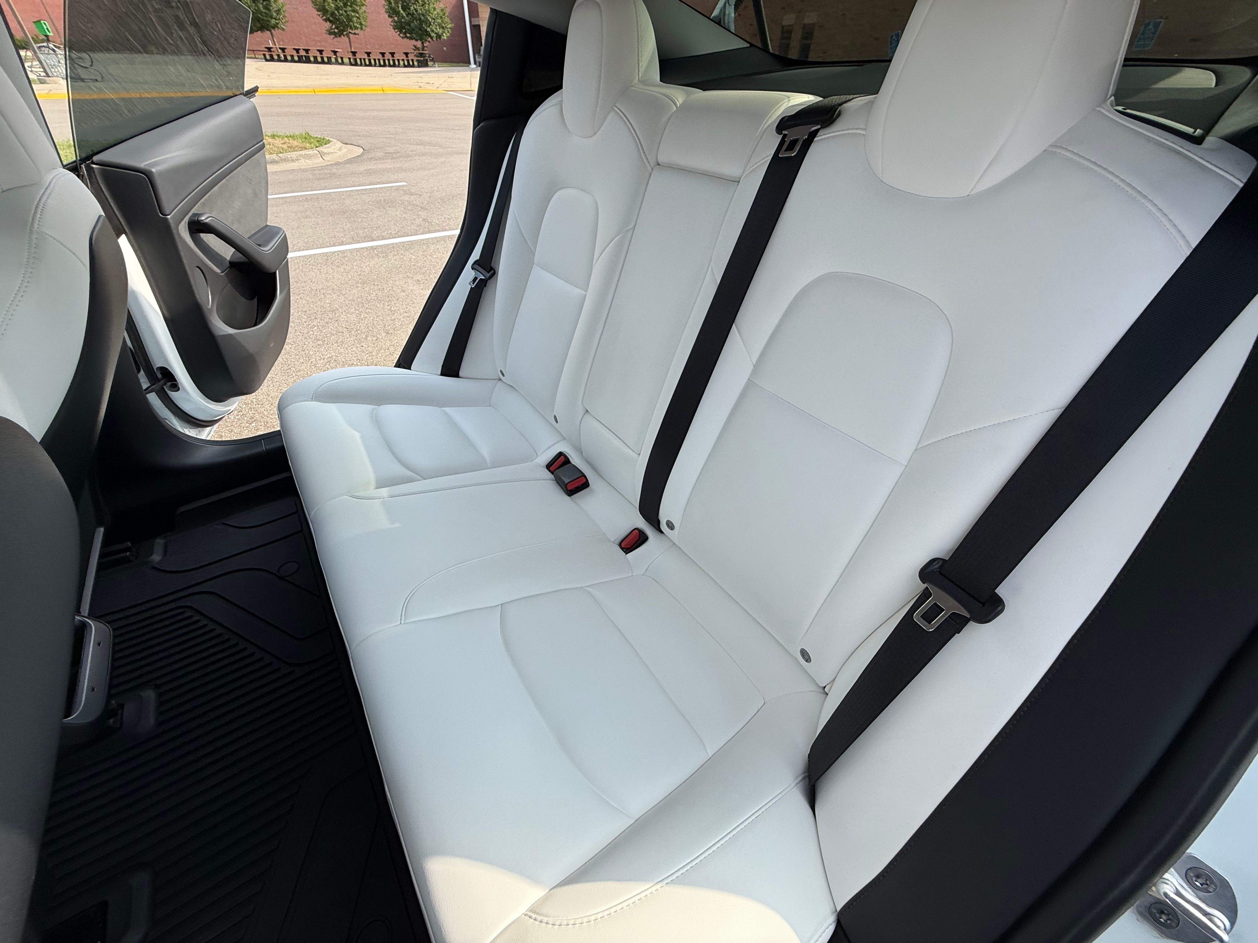 Used 2022 Tesla Model 3 Performance AWD/4WD image 19