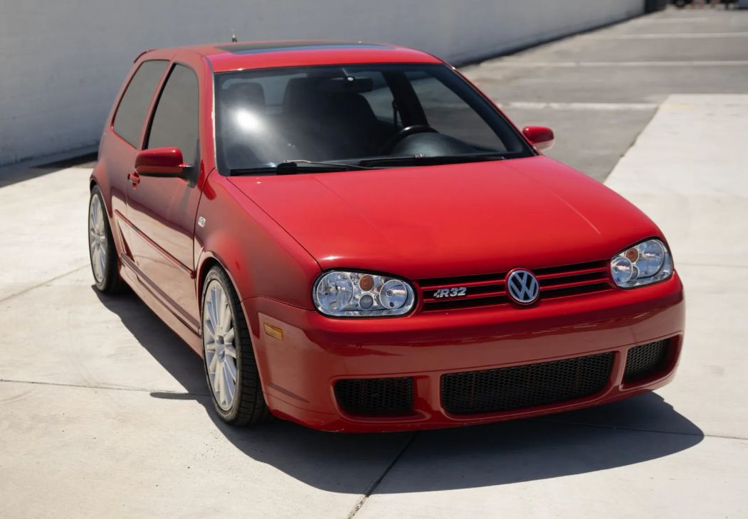Used 2004 Volkswagen R32 AWD/4WD image 8