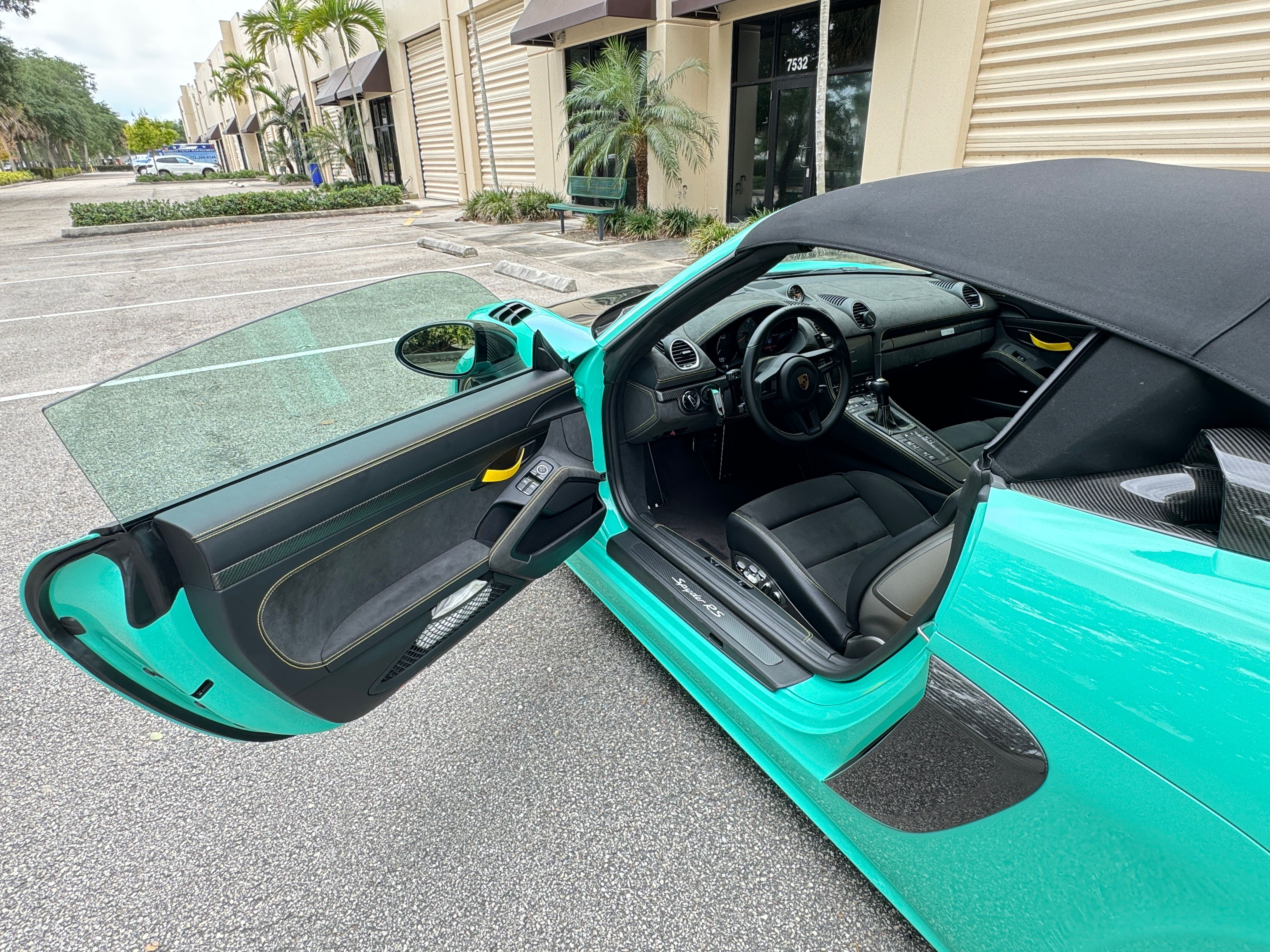 Used 2024 Porsche 718 Boxster Spyder RS RWD image 21