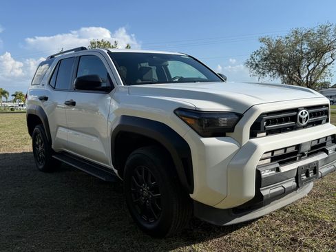 Used 2025 Toyota 4Runner SR5 image 2