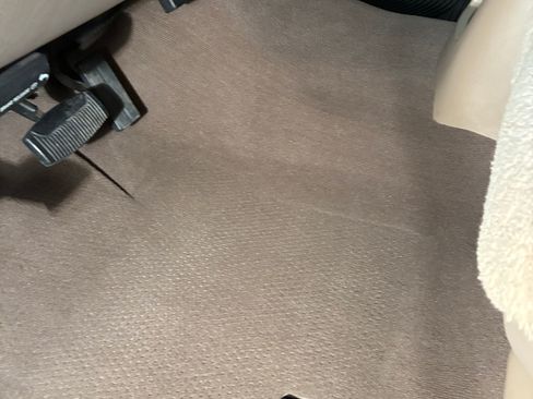 Used 2004 Ford F350 Lariat image 25