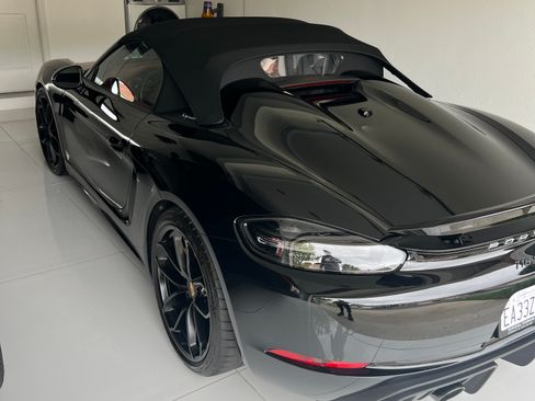 Used 2022 Porsche 718 Boxster Spyder image 9