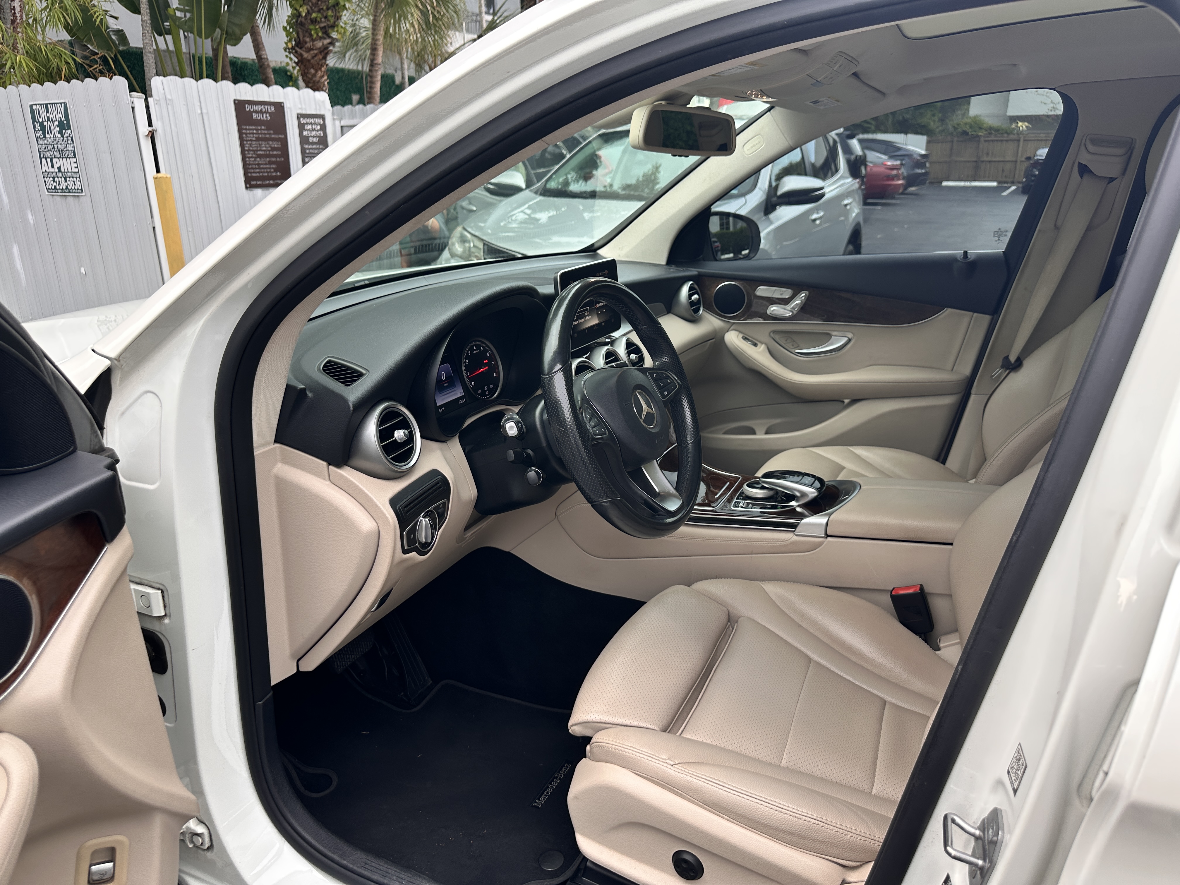 Used 2016 Mercedes-Benz GLC 300 image 8