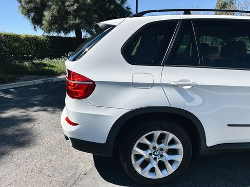 Used 2011 BMW X5 xDrive35i image 31