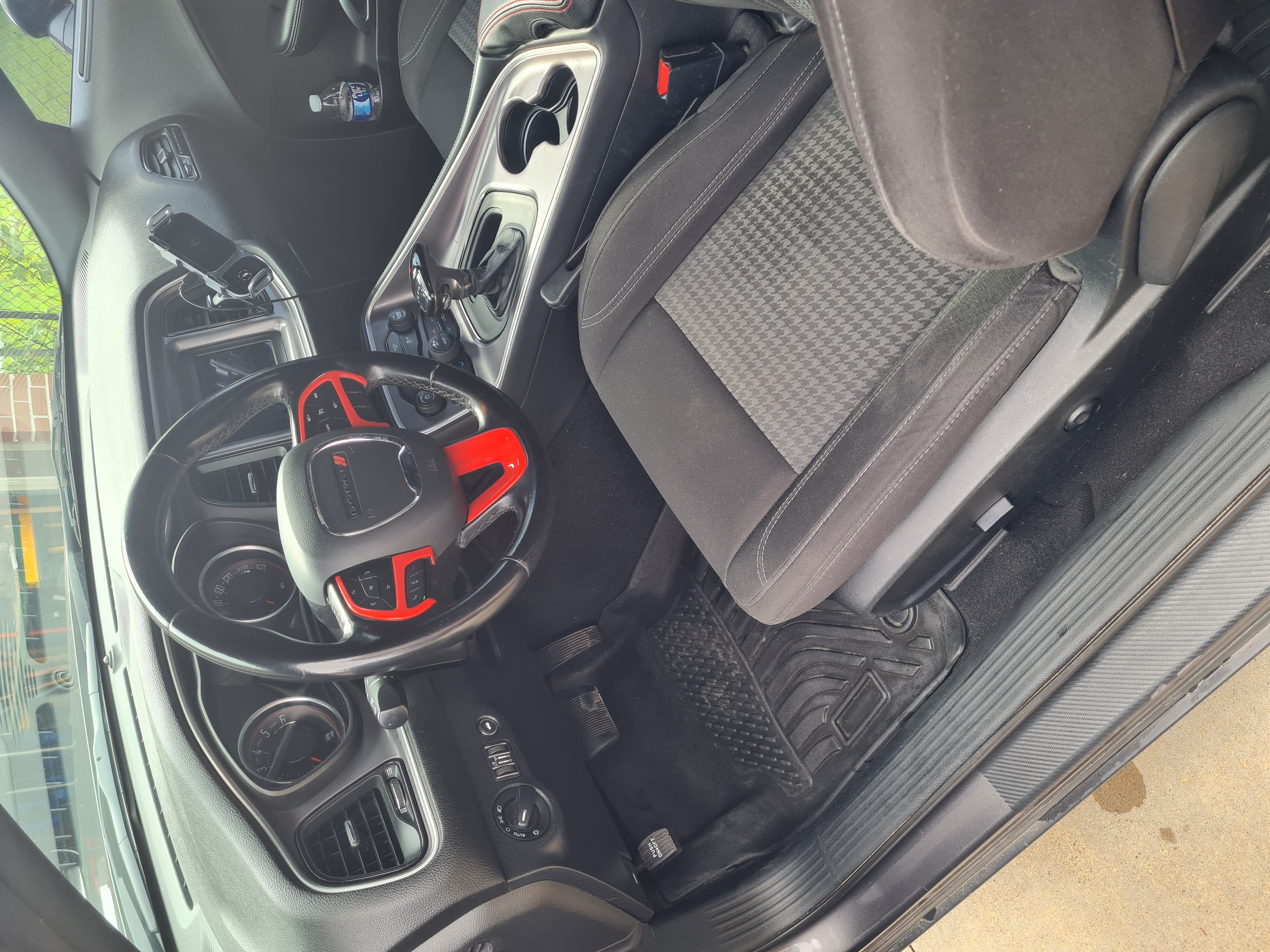 Used 2019 Dodge Challenger SXT RWD image 16