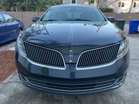 Used 2013 Lincoln MKS image 15