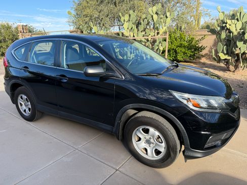 Used 2016 Honda CR-V LX image 14