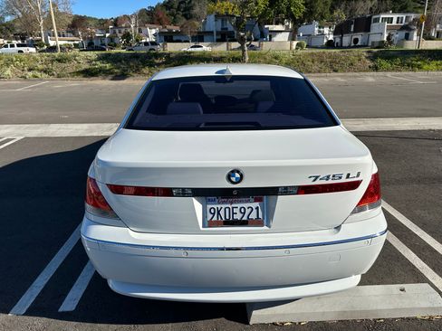Used 2004 BMW 745Li image 8