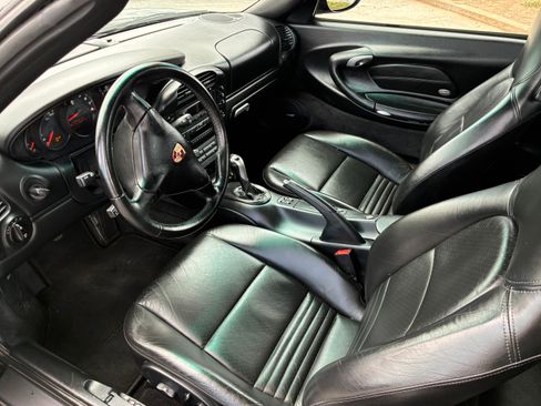 Used 2002 Porsche 911 Cabriolet image 5