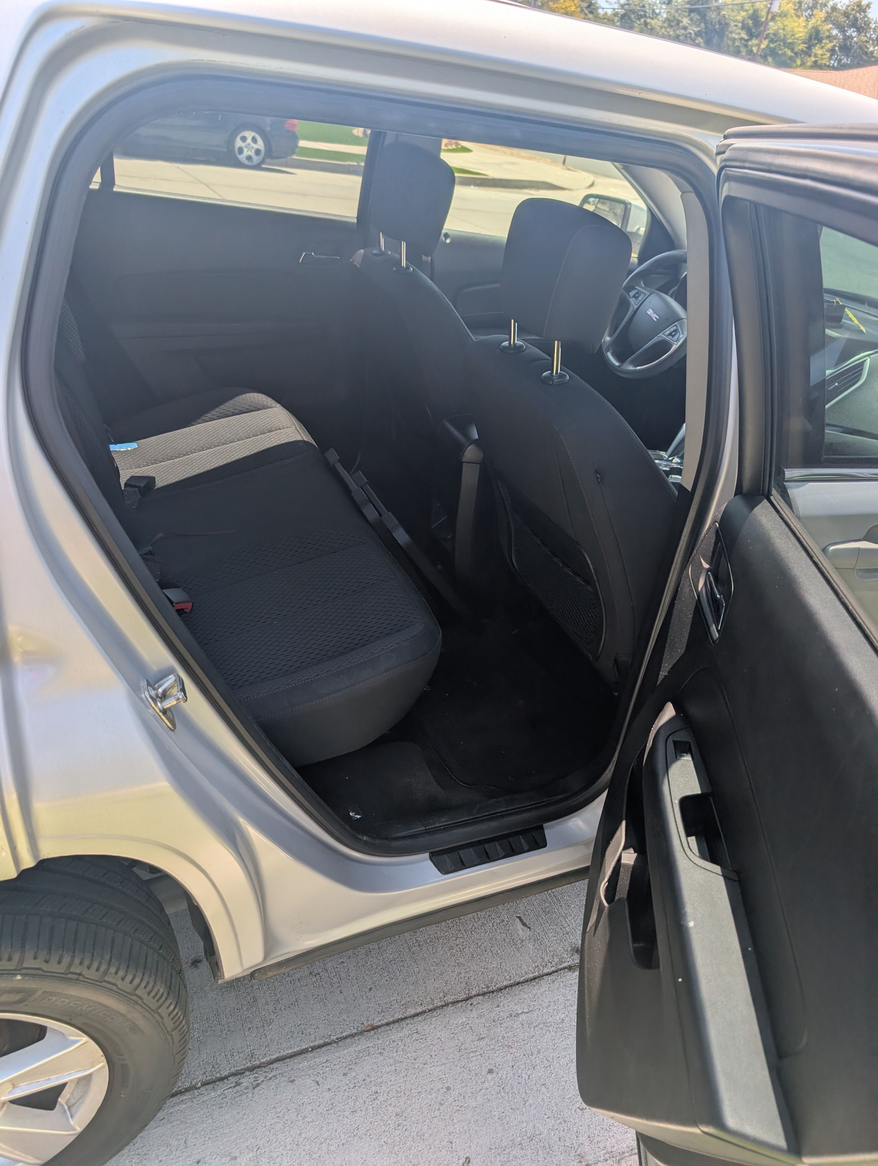 Used 2012 GMC Terrain SLE FWD image 12