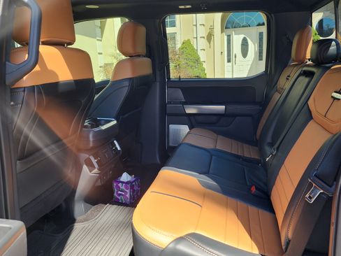 Used 2021 Ford F150 Platinum w/ Equipment Group 701A High image 8