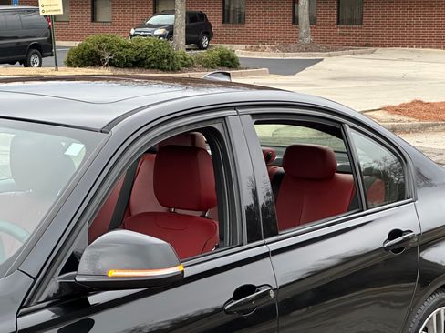 Used 2014 BMW 335i Sedan image 25