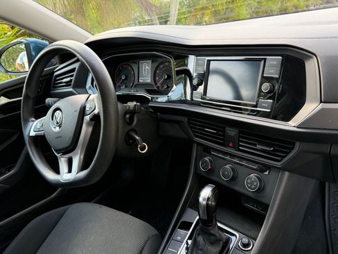 Used 2020 Volkswagen Jetta S w/ Driver Assistance Package FWD image 9