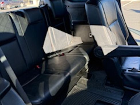 Used 2019 Toyota Highlander XLE image 9