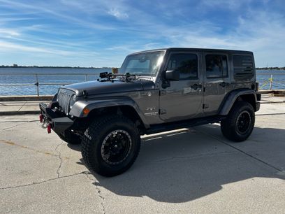 Used 2016 Jeep Wrangler Unlimited Sahara w/ Connectivity Group