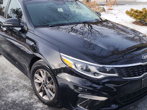 Used 2020 Kia Optima LX image 8