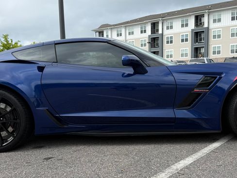 Used 2017 Chevrolet Corvette Grand Sport RWD image 4