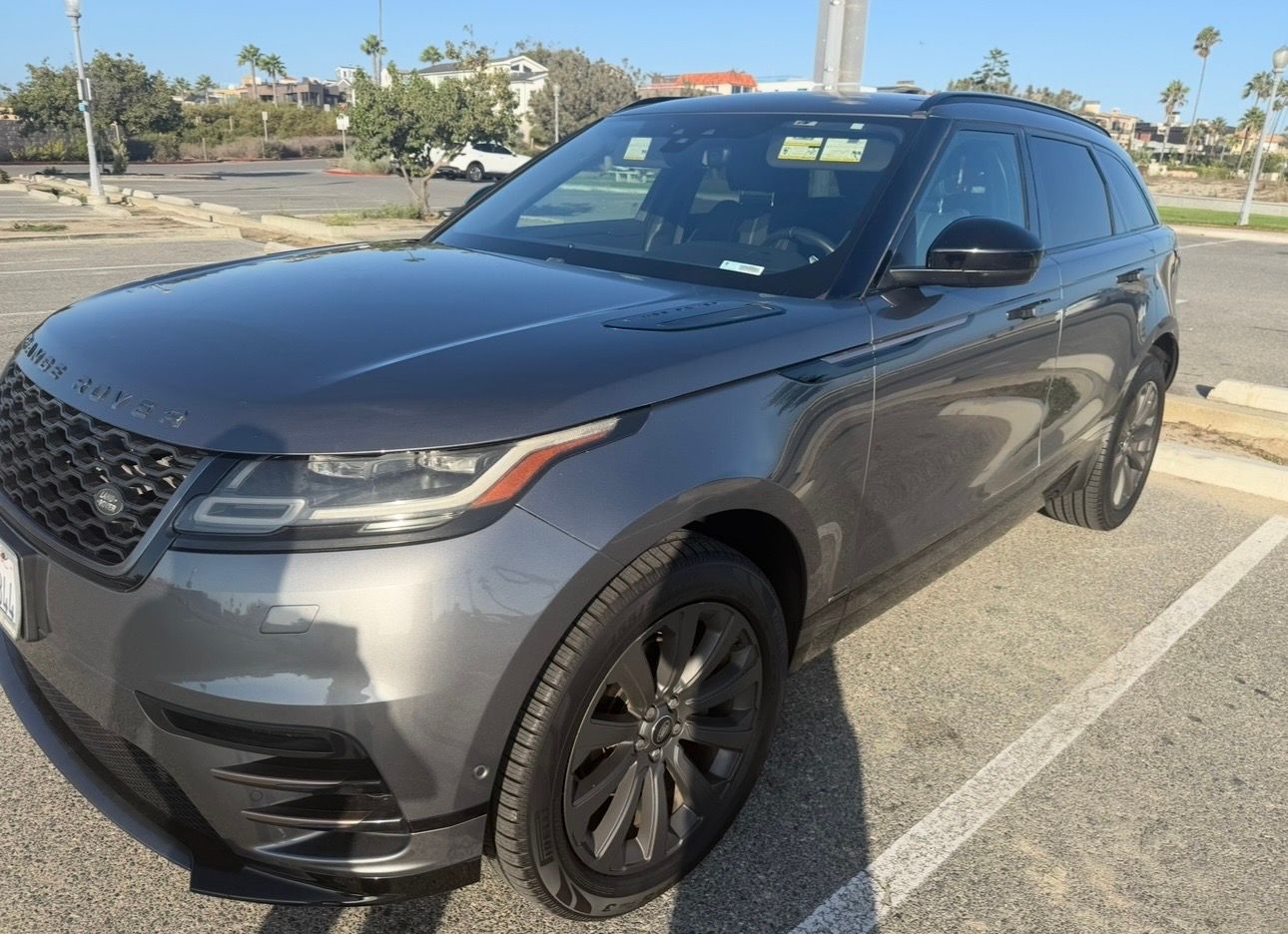 Used 2019 Land Rover Range Rover Velar R-Dynamic SE AWD/4WD image 6