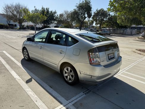 Used 2004 Toyota Prius image 10