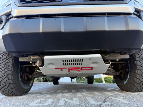 Used 2021 Toyota Tacoma TRD Off-Road w/ Technology Package image 20