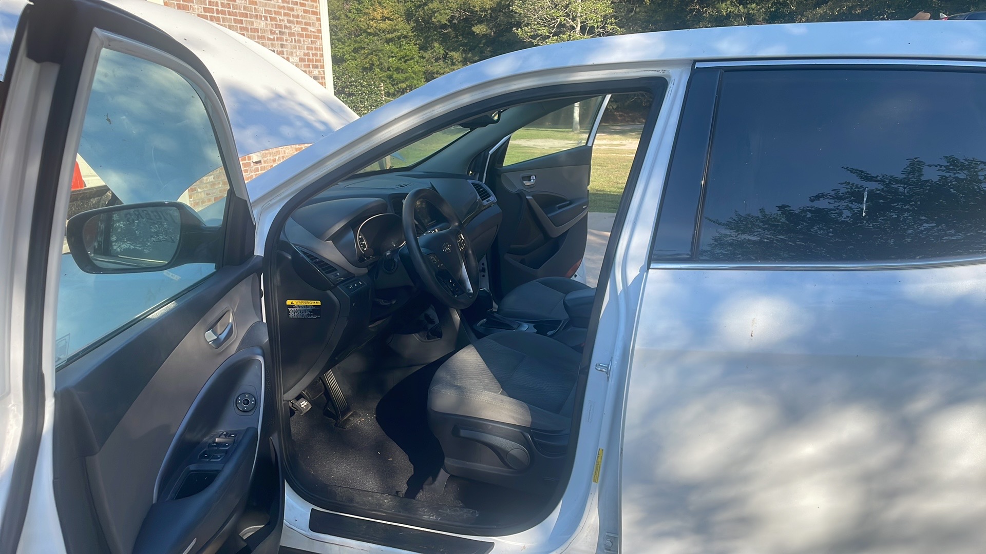 Used 2013 Hyundai Santa Fe Sport FWD image 1