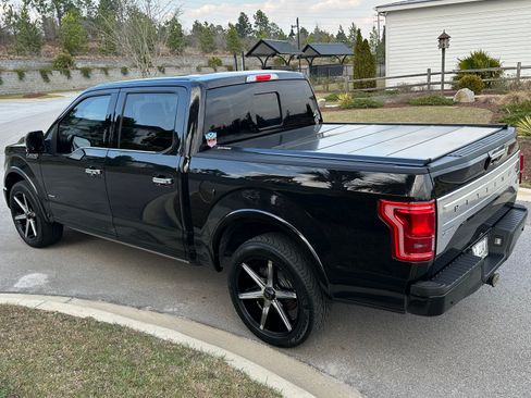 Used 2015 Ford F150 Platinum w/ Equipment Group 701A Luxury image 12