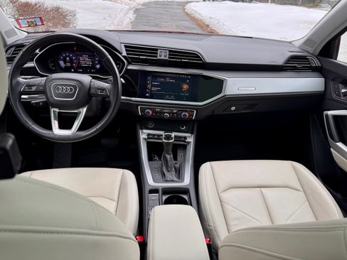 Used 2021 Audi Q3 2.0T Premium w/ Convenience Package image 15