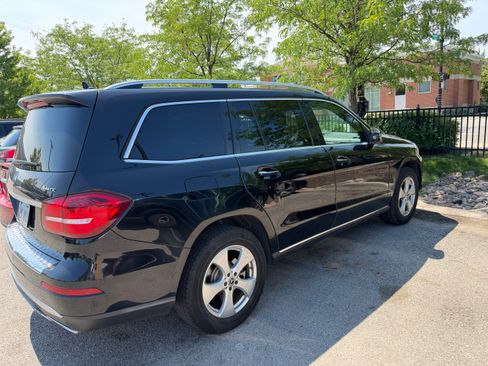 Used 2018 Mercedes-Benz GLS 450 4MATIC image 4