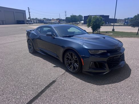 Used 2023 Chevrolet Camaro ZL1 RWD image 18