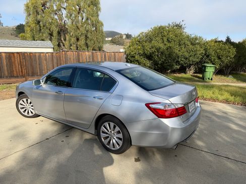 Used 2015 Honda Accord EX-L image 5