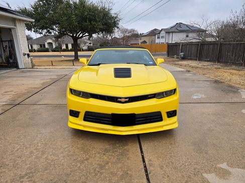 Used 2015 Chevrolet Camaro SS image 1