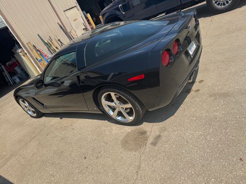 Used 2008 Chevrolet Corvette Coupe w/ Preferred Equipment Group RWD image 10