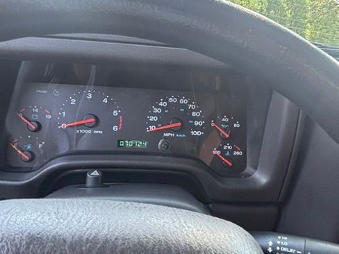 Used 2002 Jeep Wrangler X AWD/4WD image 9