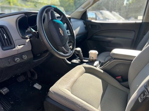 Used 2018 Chevrolet Colorado W/T w/ WT Convenience Package AWD/4WD image 5