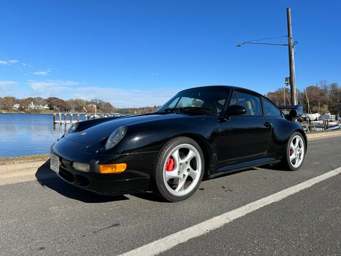 Used 1996 Porsche 911 Turbo image 2