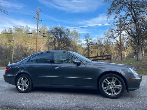 Used 2006 Mercedes-Benz E 350 Sedan image 1