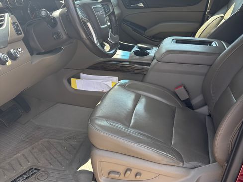 Used 2020 GMC Yukon XL SLT w/ Open Road Package image 13