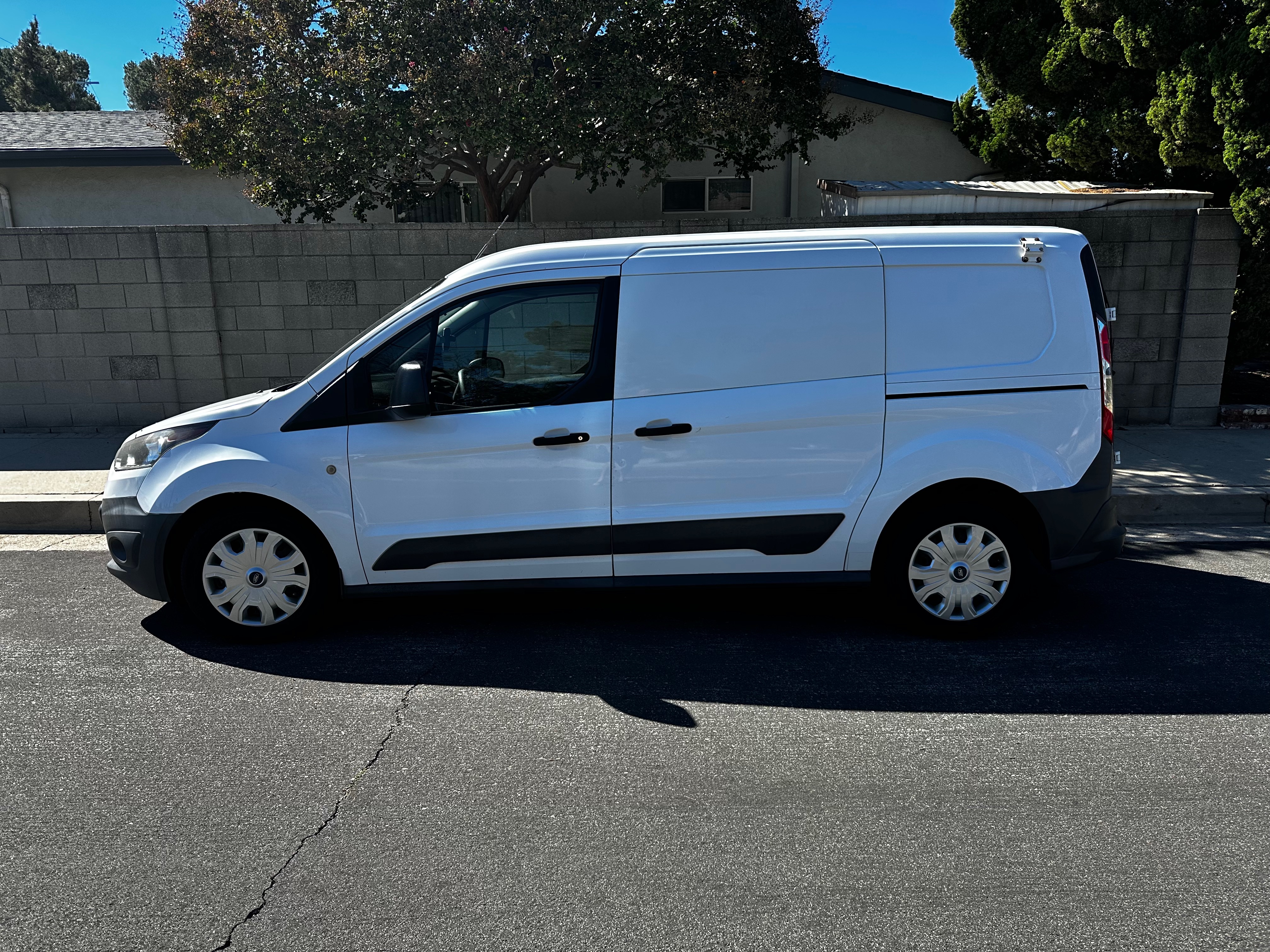 Used 2016 Ford Transit Connect XL FWD image 2