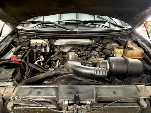 Used 2007 Ford F150 XLT RWD image 11