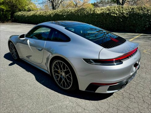 Used 2020 Porsche 911 Carrera S image 5