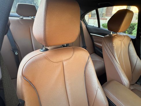 Used 2017 BMW 330i Sedan image 12