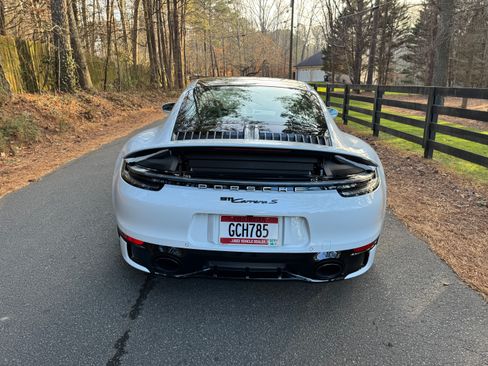 Used 2023 Porsche 911 Carrera S image 5