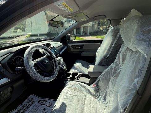 Used 2018 Honda CR-V LX image 5