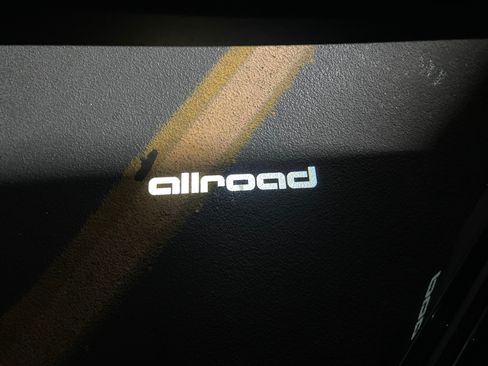 Used 2022 Audi A6 3.0T allroad Prestige w/ Prestige Package image 10