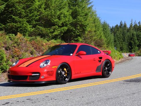 Used 2012 Porsche 911 Turbo S image 4