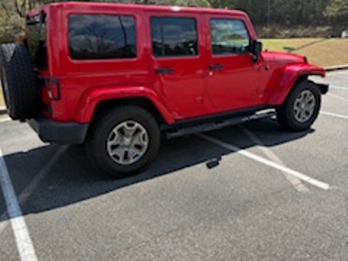 Used 2015 Jeep Wrangler Unlimited Rubicon w/ Dual Top Group image 2